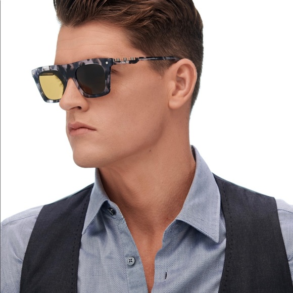 UNISEX BURBERRY SUNGLASSES WTH GREY HAVANA FRAMES AND BURBERRY LOGO ON THE ARMS - Picture 13 of 16